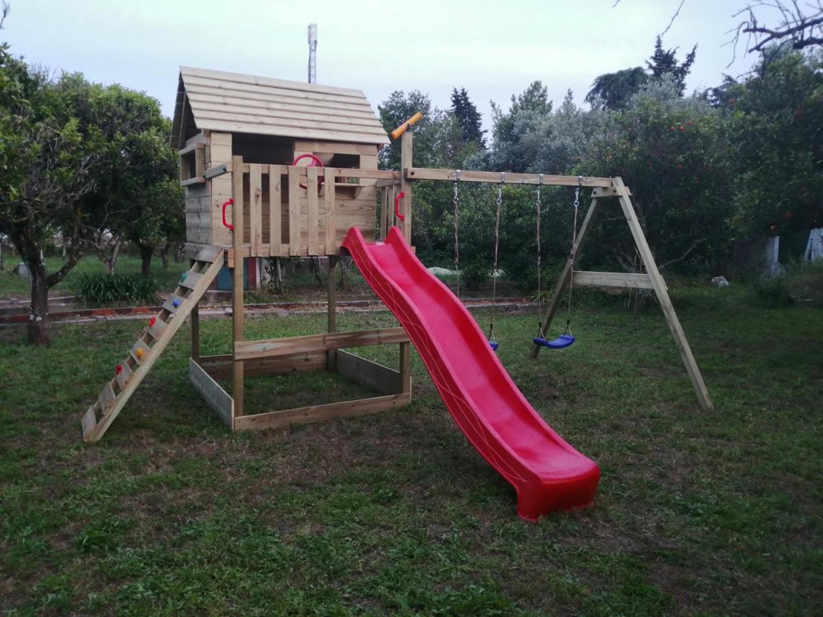 Casa Das Laranjeiras E Parque Infantil Azeitao Eksteriør bilde